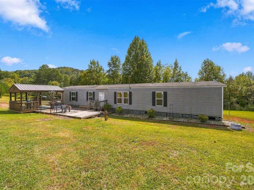 5146 Somers Road, Hamptonville, NC 27020.  MLS# CAR4428135, YatesRealty ID 54985. 