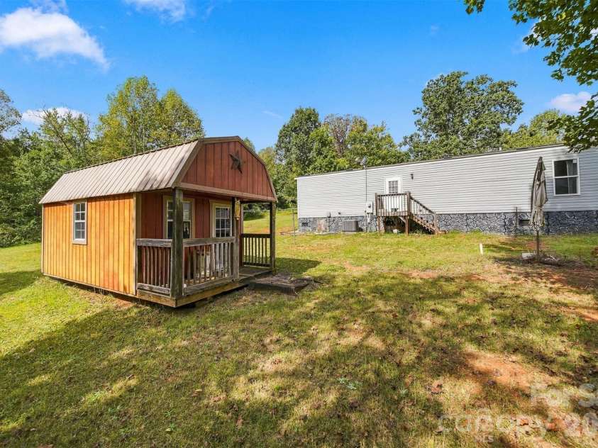 5146 Somers Road, Hamptonville, NC 27020.  MLS# CAR4428135, YatesRealty ID 54985. 