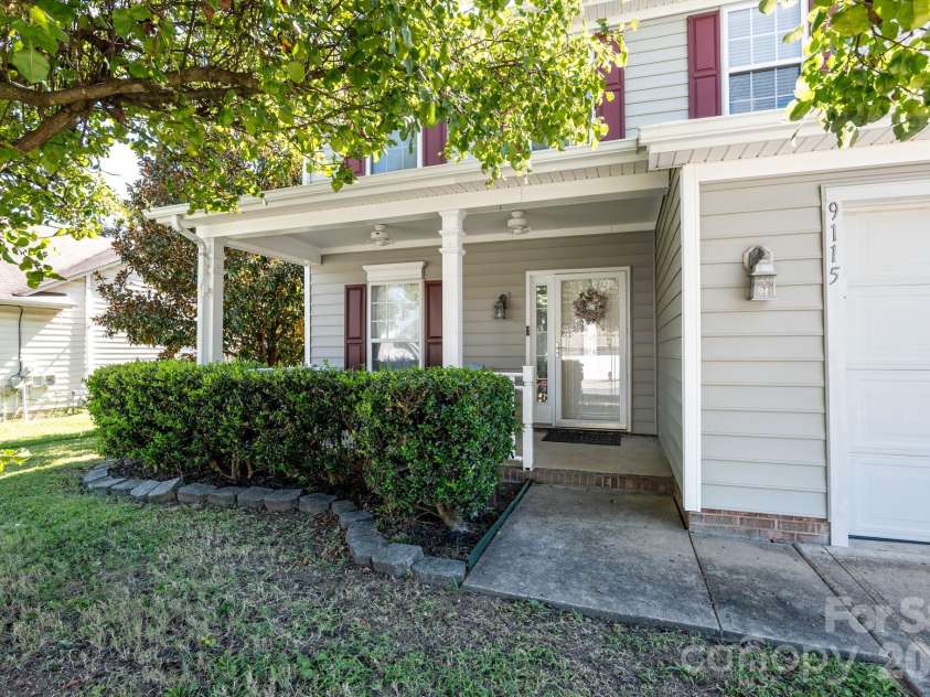 9115 Swallow Tail Lane, Charlotte, NC 28269.  MLS# CAR4422878, YatesRealty ID 54987. 