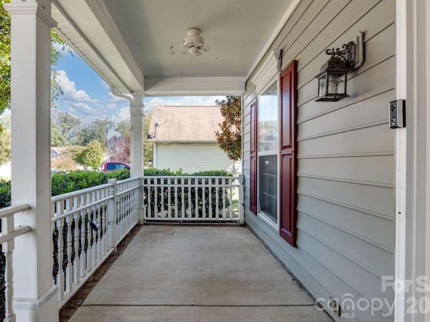9115 Swallow Tail Lane, Charlotte, NC 28269.  MLS# CAR4422878, YatesRealty ID 54987. 