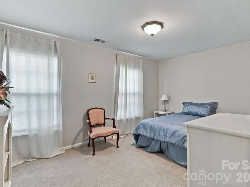 9115 Swallow Tail Lane, Charlotte, NC 28269.  MLS# CAR4422878, YatesRealty ID 54987. Bedroom 2