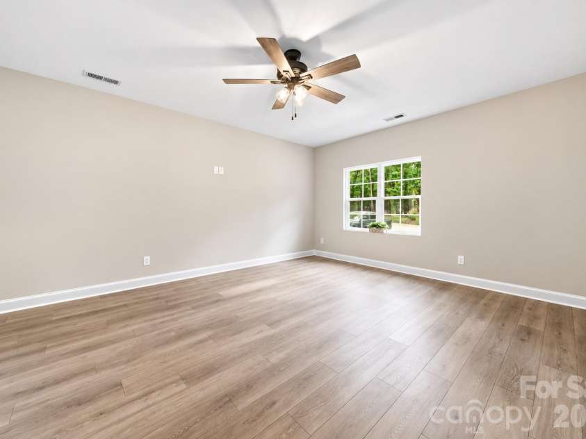 1725 White Store Road, Monroe, NC 28112.  MLS# CAR4431881, YatesRealty ID 54989. 