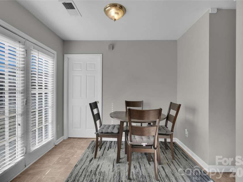 7020 Frye Place, Charlotte, NC 28269.  MLS# CAR4344298, YatesRealty ID 5499. 