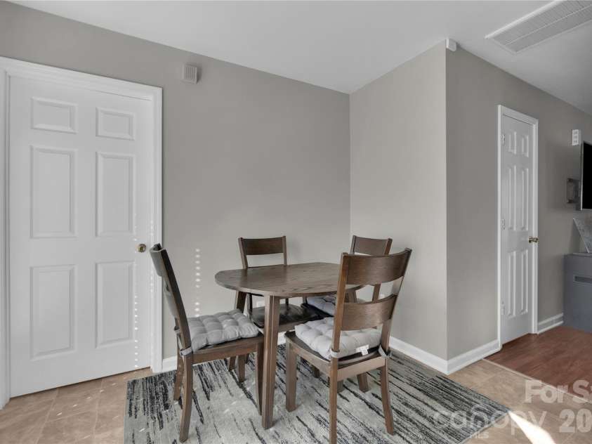 7020 Frye Place, Charlotte, NC 28269.  MLS# CAR4344298, YatesRealty ID 5499. 