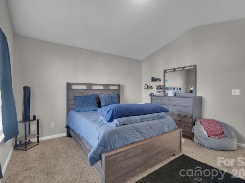7020 Frye Place, Charlotte, NC 28269.  MLS# CAR4344298, YatesRealty ID 5499. 