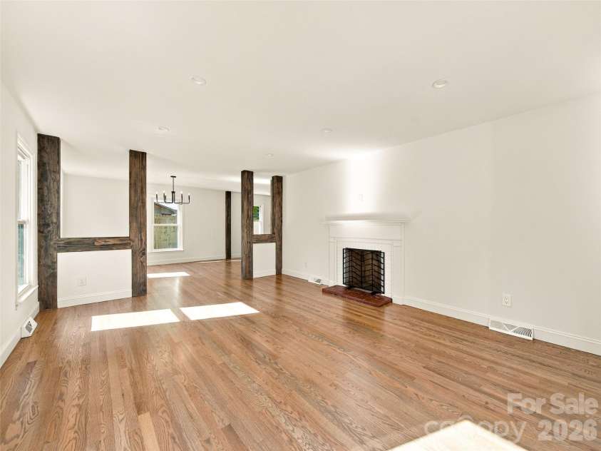 6 Crestwood Lane, Candler, NC 28715.  MLS# CAR4431839, YatesRealty ID 54993. 
