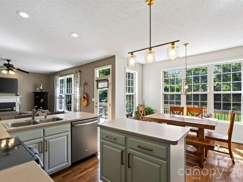 394 English Oak Road, Fletcher, NC 28732.  MLS# CAR4427230, YatesRealty ID 54996. 