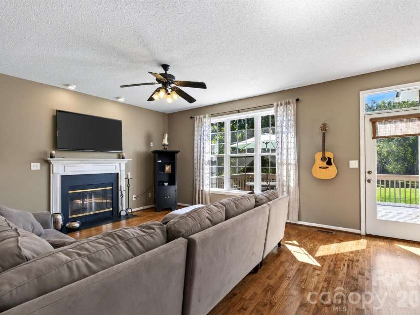 394 English Oak Road, Fletcher, NC 28732.  MLS# CAR4427230, YatesRealty ID 54996. 