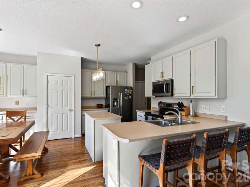 394 English Oak Road, Fletcher, NC 28732.  MLS# CAR4427230, YatesRealty ID 54996. 