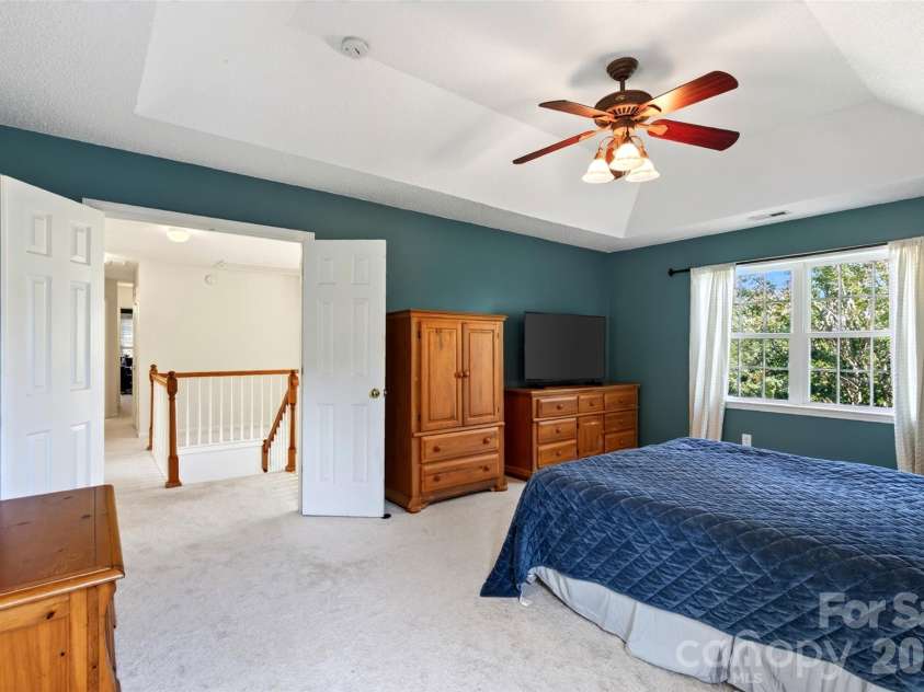 394 English Oak Road, Fletcher, NC 28732.  MLS# CAR4427230, YatesRealty ID 54996. 