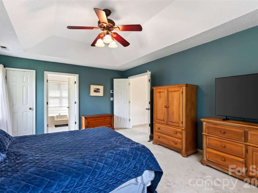 394 English Oak Road, Fletcher, NC 28732.  MLS# CAR4427230, YatesRealty ID 54996. 