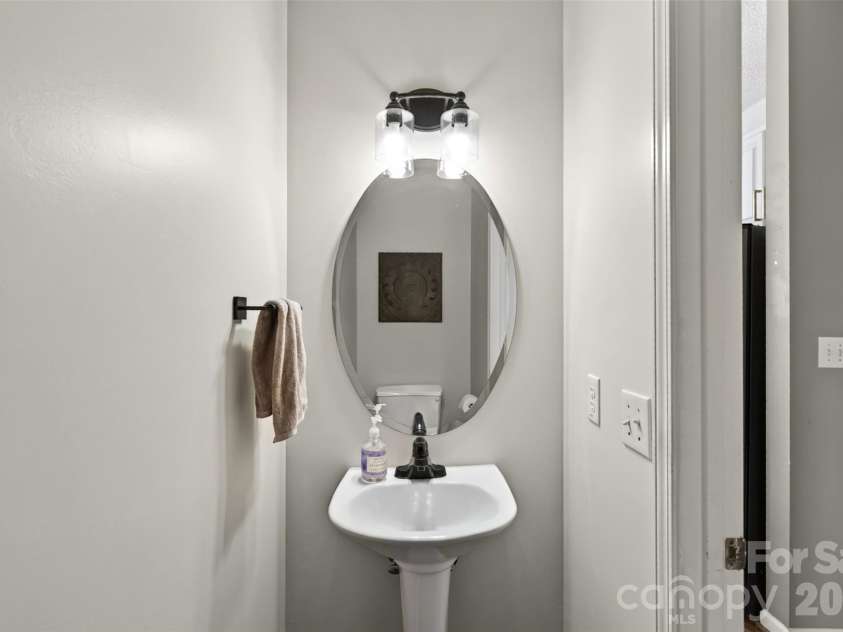 394 English Oak Road, Fletcher, NC 28732.  MLS# CAR4427230, YatesRealty ID 54996. 