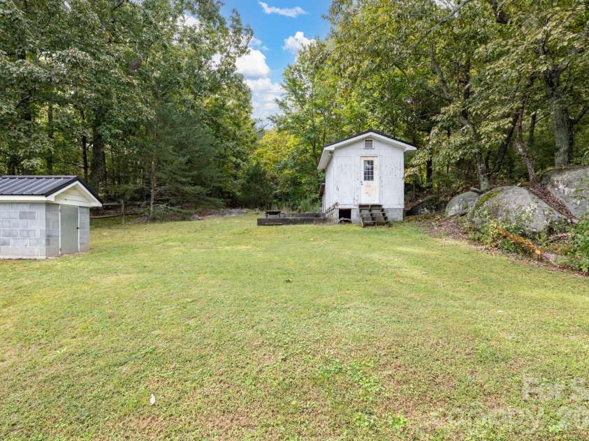 585 Eastview Road, Salisbury, NC 28146.  MLS# CAR4430444, YatesRealty ID 54998. 