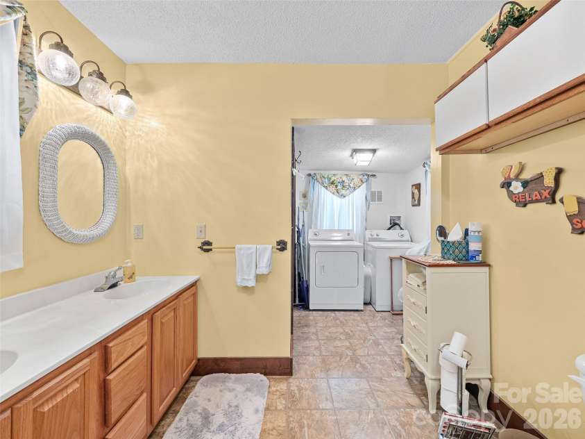 163 Cub Howell Road, Bakersville, NC 28705.  MLS# CAR4431872, YatesRealty ID 54999. 