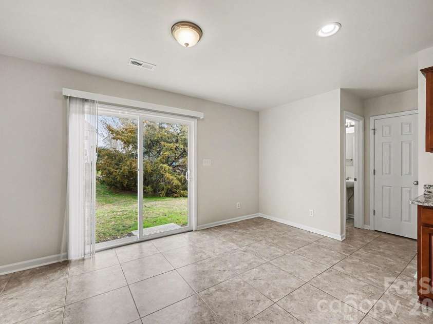 4031 Cameron Creek Drive, Matthews, NC 28105.  MLS# CAR4349976, YatesRealty ID 5500. 