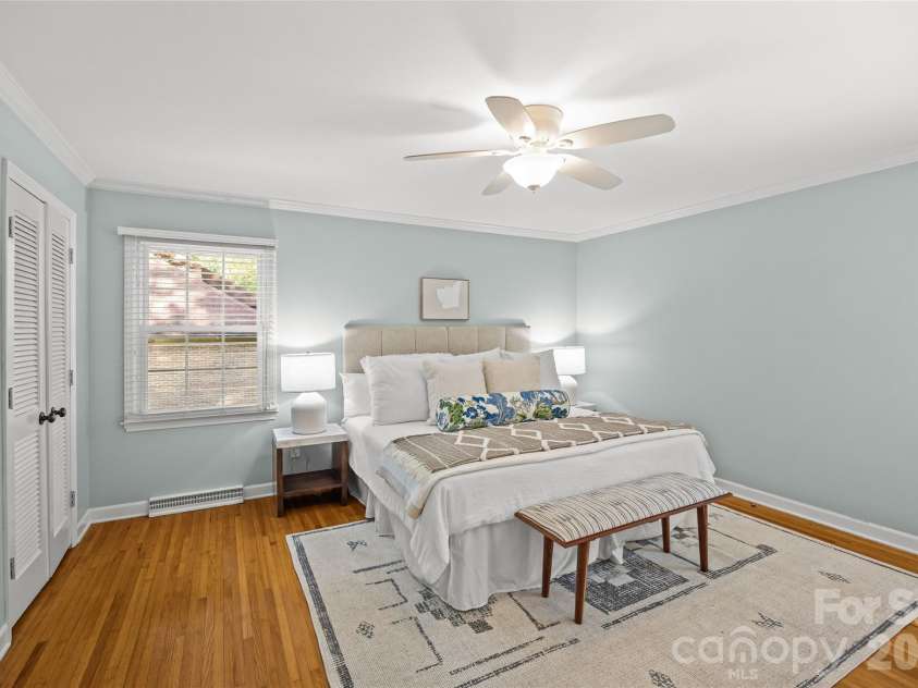 3106 Champaign Street, Charlotte, NC 28210.  MLS# CAR4430065, YatesRealty ID 55000. 