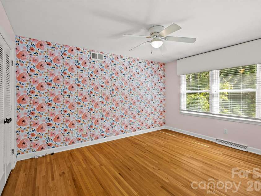 3106 Champaign Street, Charlotte, NC 28210.  MLS# CAR4430065, YatesRealty ID 55000. 