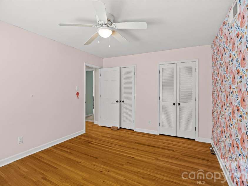 3106 Champaign Street, Charlotte, NC 28210.  MLS# CAR4430065, YatesRealty ID 55000. 