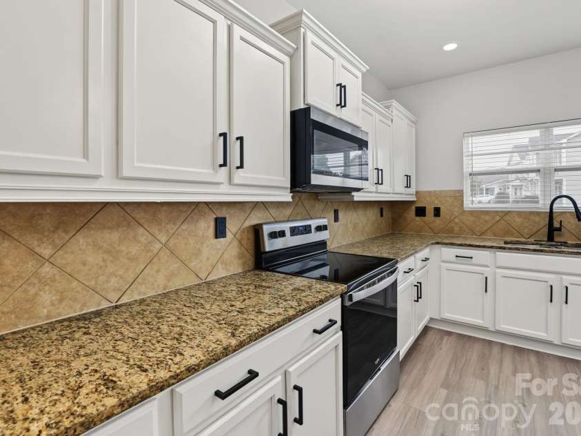 12881 Clydesdale Drive, Midland, NC 28107.  MLS# CAR4429979, YatesRealty ID 55001. 