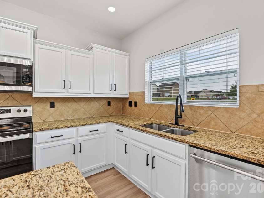 12881 Clydesdale Drive, Midland, NC 28107.  MLS# CAR4429979, YatesRealty ID 55001. 