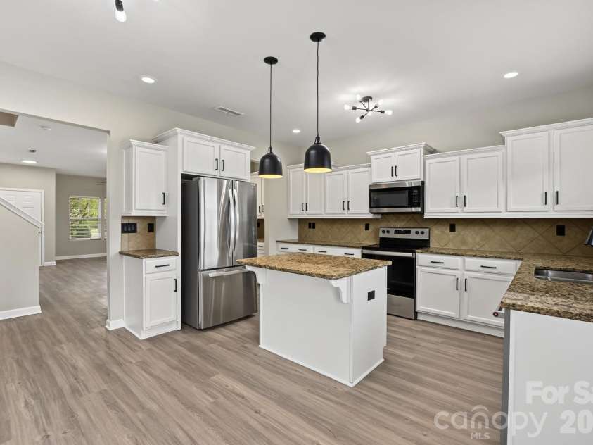 12881 Clydesdale Drive, Midland, NC 28107.  MLS# CAR4429979, YatesRealty ID 55001. 