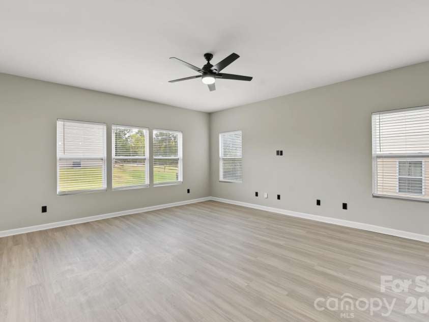 12881 Clydesdale Drive, Midland, NC 28107.  MLS# CAR4429979, YatesRealty ID 55001. 