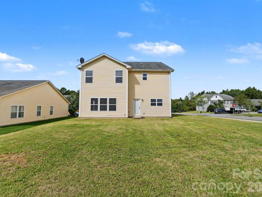 12881 Clydesdale Drive, Midland, NC 28107.  MLS# CAR4429979, YatesRealty ID 55001. 