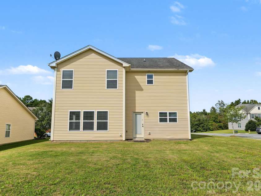 12881 Clydesdale Drive, Midland, NC 28107.  MLS# CAR4429979, YatesRealty ID 55001. 