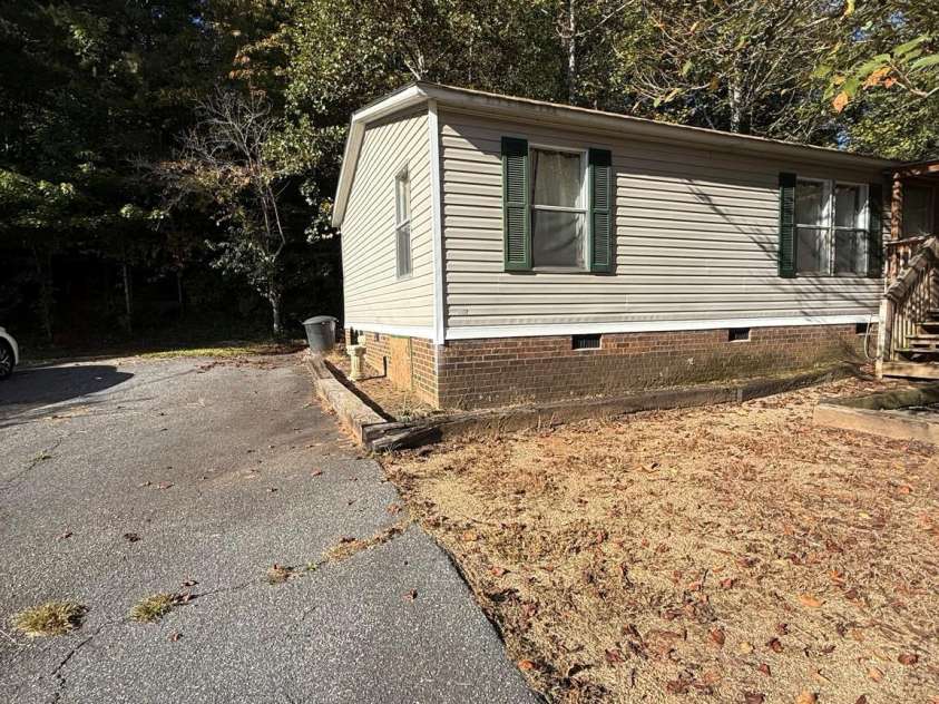 1516 Abington Road, Lenoir, NC 28645.  MLS# CAR4431799, YatesRealty ID 55004. Front Side