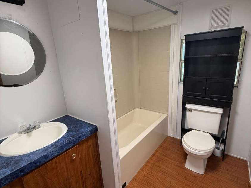 1516 Abington Road, Lenoir, NC 28645.  MLS# CAR4431799, YatesRealty ID 55004. Full Bath