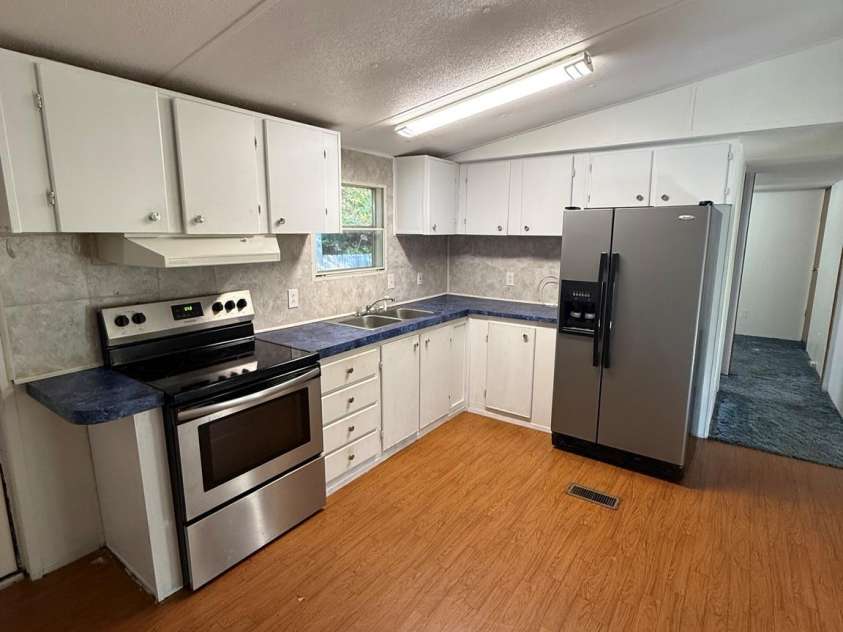 1516 Abington Road, Lenoir, NC 28645.  MLS# CAR4431799, YatesRealty ID 55004. Kitchen