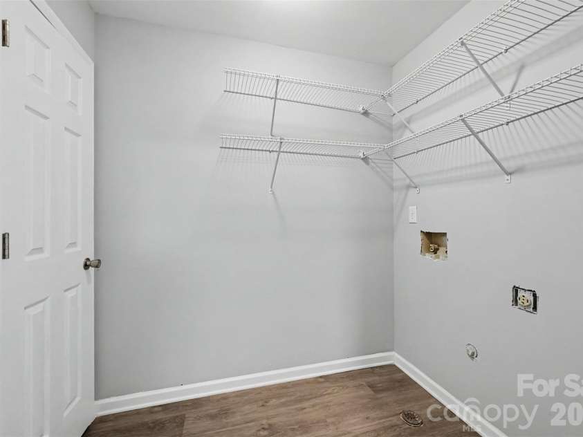2920 Teton Drive, Gastonia, NC 28054.  MLS# CAR4431896, YatesRealty ID 55005. 