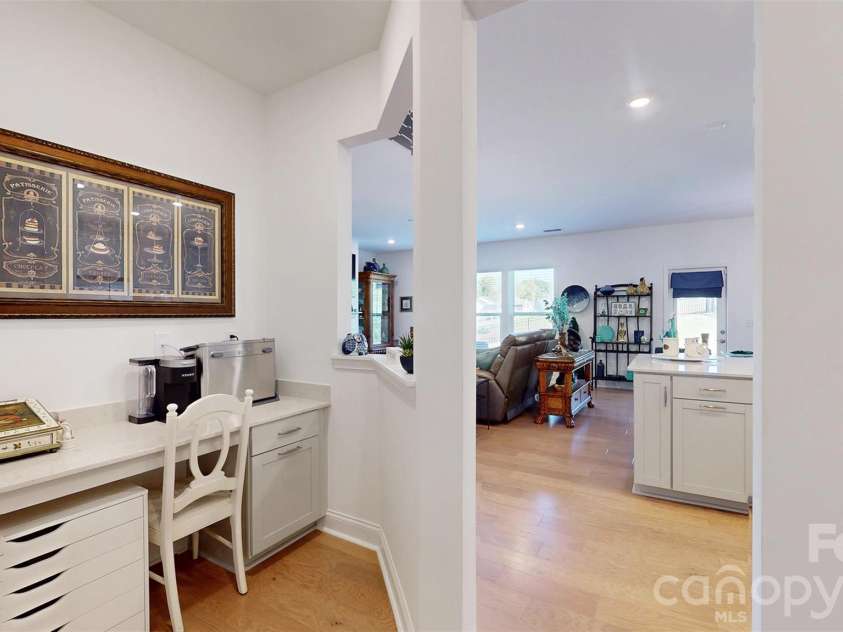 2023 Waxhaw Crossing Drive, Waxhaw, NC 28173.  MLS# CAR4431578, YatesRealty ID 55006. 