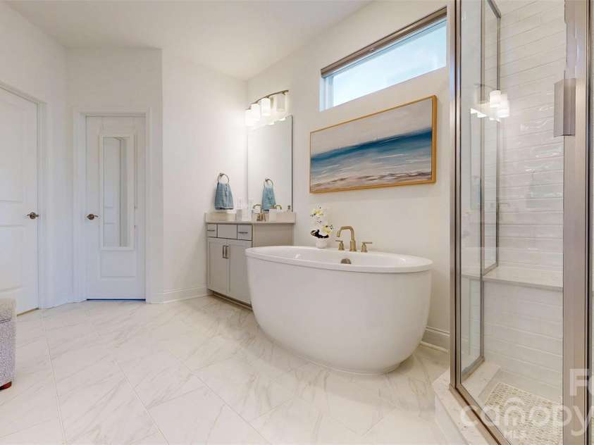 2023 Waxhaw Crossing Drive, Waxhaw, NC 28173.  MLS# CAR4431578, YatesRealty ID 55006. 