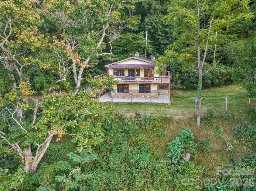 74 Lanzi Ledge Road, Leicester, NC 28748.  MLS# CAR4423050, YatesRealty ID 55008. 