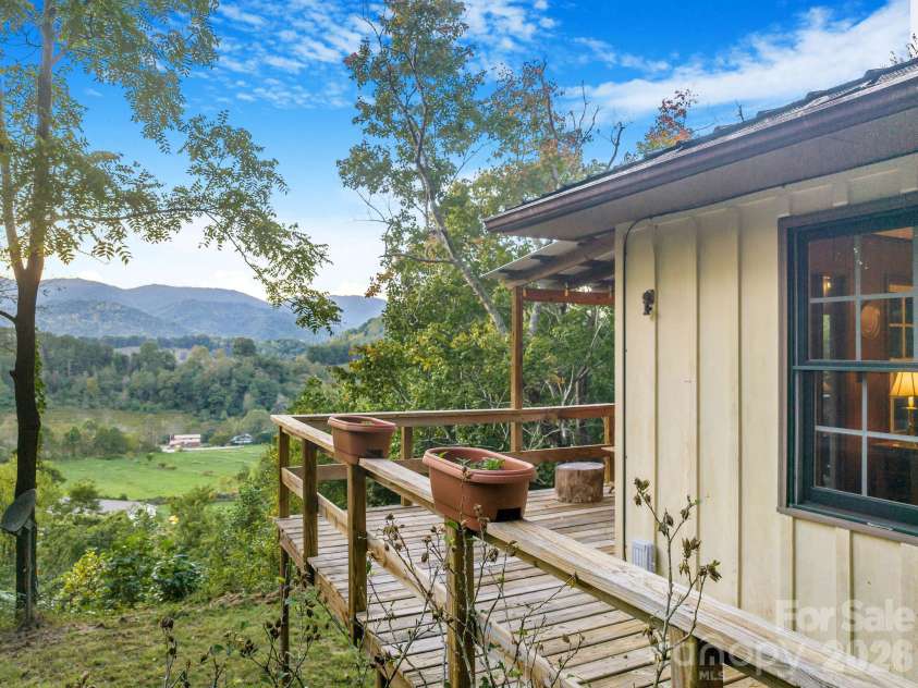 74 Lanzi Ledge Road, Leicester, NC 28748.  MLS# CAR4423050, YatesRealty ID 55008. 