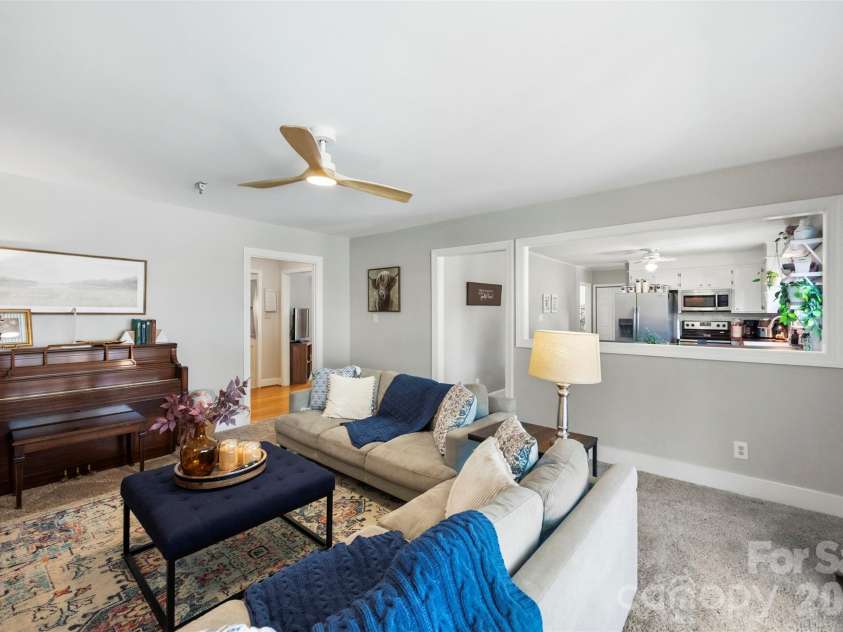 1216 Queensgate Street, Gastonia, NC 28054.  MLS# CAR4431843, YatesRealty ID 55013. 