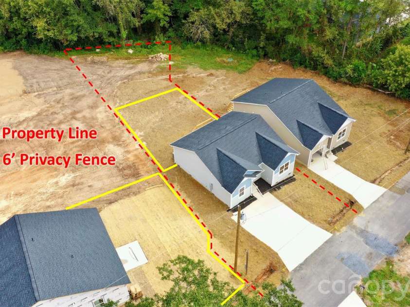 606 Robinson Street, Dallas, NC 28034.  MLS# CAR4430104, YatesRealty ID 55018. 