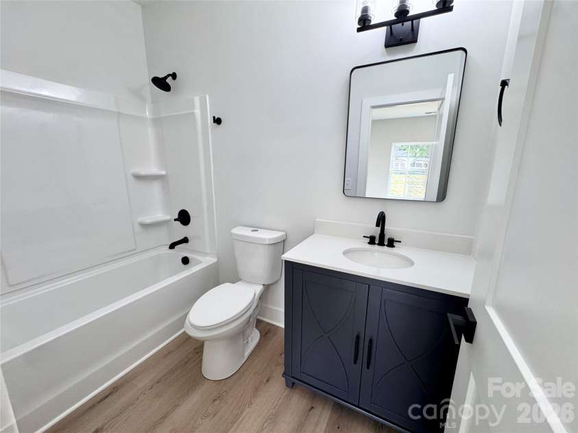 606 Robinson Street, Dallas, NC 28034.  MLS# CAR4430104, YatesRealty ID 55018. 