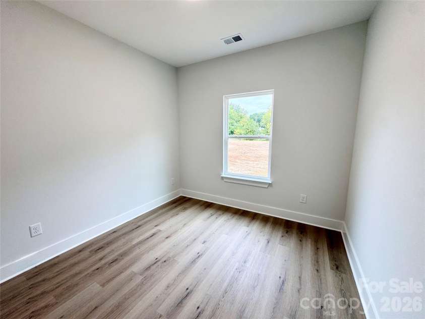 606 Robinson Street, Dallas, NC 28034.  MLS# CAR4430104, YatesRealty ID 55018. 