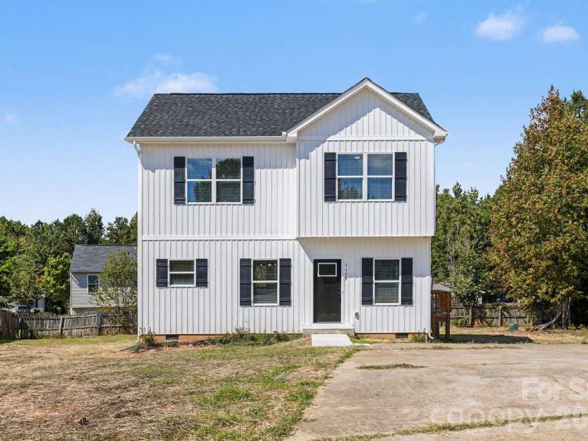 1179 Lauren Marie Court, Gastonia, NC 28052.  MLS# CAR4430731, YatesRealty ID 55021. 