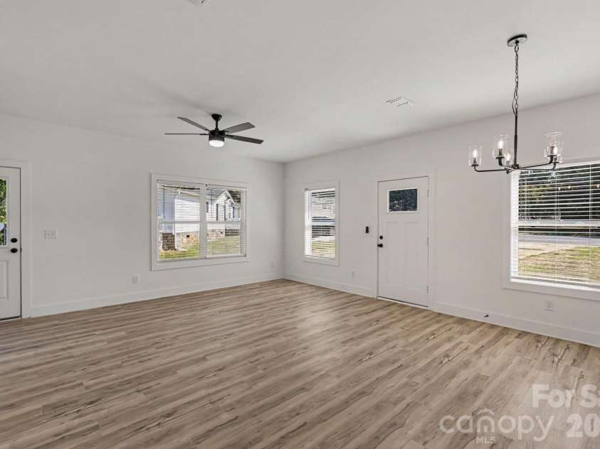 1179 Lauren Marie Court, Gastonia, NC 28052.  MLS# CAR4430731, YatesRealty ID 55021. 