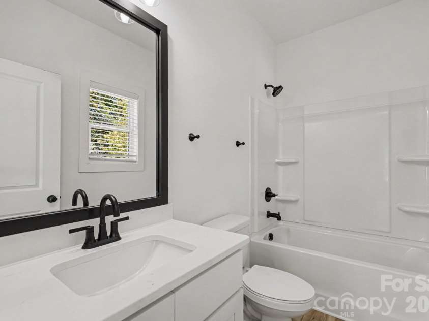 1179 Lauren Marie Court, Gastonia, NC 28052.  MLS# CAR4430731, YatesRealty ID 55021. 