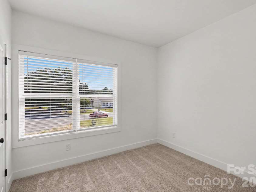 1179 Lauren Marie Court, Gastonia, NC 28052.  MLS# CAR4430731, YatesRealty ID 55021. 