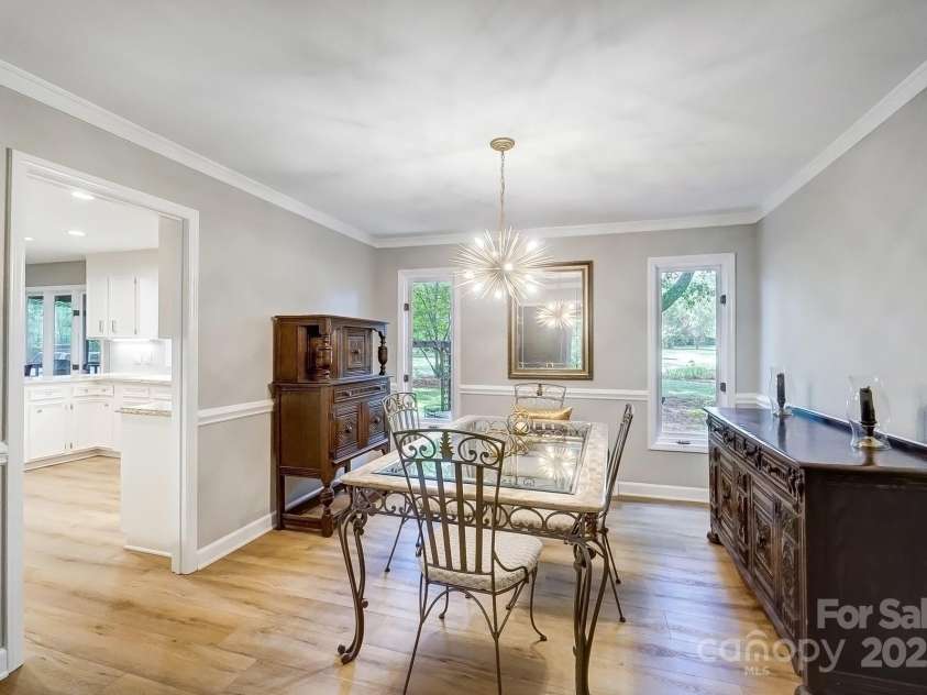 4124 Woodfox Drive, Charlotte, NC 28277.  MLS# CAR4237504, YatesRealty ID 5503. 