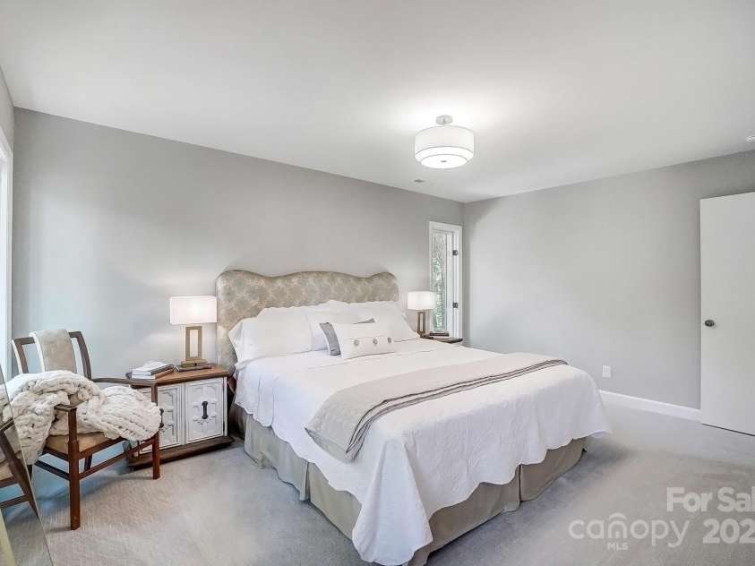 4124 Woodfox Drive, Charlotte, NC 28277.  MLS# CAR4237504, YatesRealty ID 5503. 