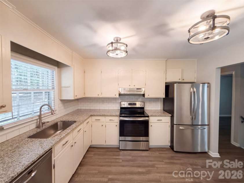 1120 Emerald Drive, Concord, NC 28025.  MLS# CAR4431990, YatesRealty ID 55030. 
