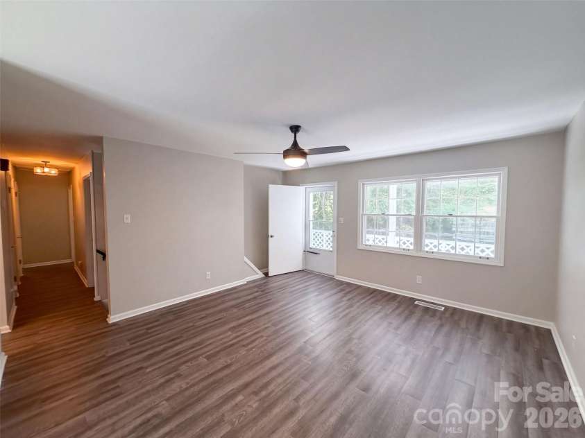 1120 Emerald Drive, Concord, NC 28025.  MLS# CAR4431990, YatesRealty ID 55030. 