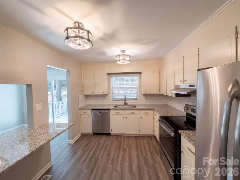 1120 Emerald Drive, Concord, NC 28025.  MLS# CAR4431990, YatesRealty ID 55030. 