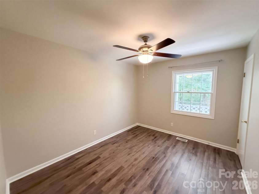 1120 Emerald Drive, Concord, NC 28025.  MLS# CAR4431990, YatesRealty ID 55030. 